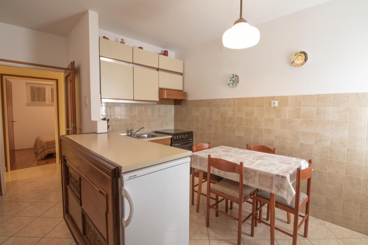 Apartment Mario With Terrace And Sea View Baška Kültér fotó