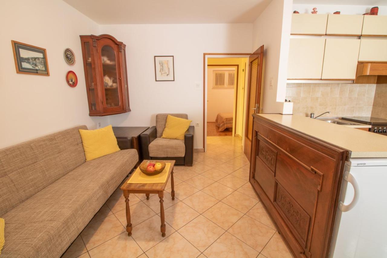 Apartment Mario With Terrace And Sea View Baška Kültér fotó