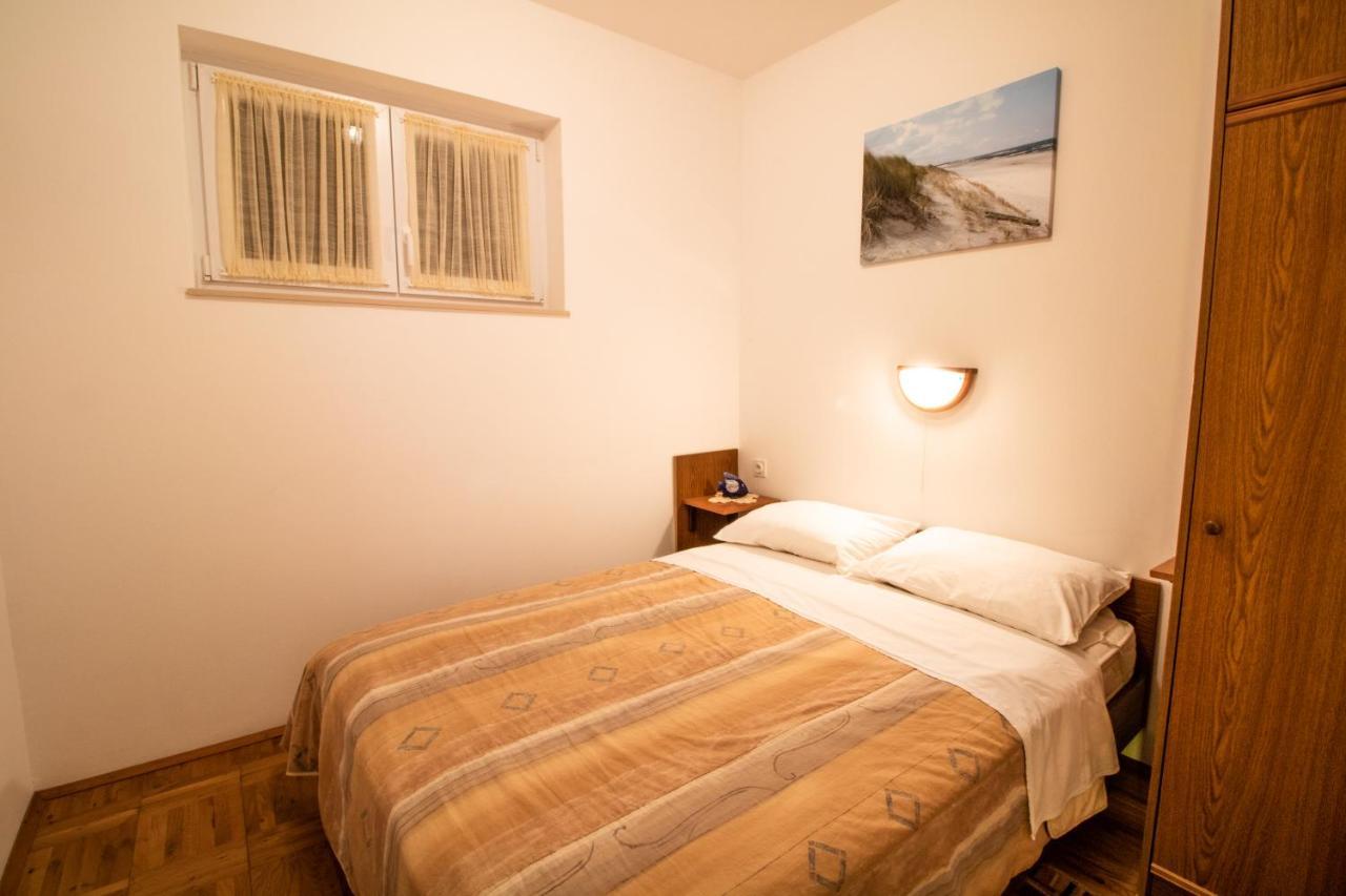 Apartment Mario With Terrace And Sea View Baška Kültér fotó